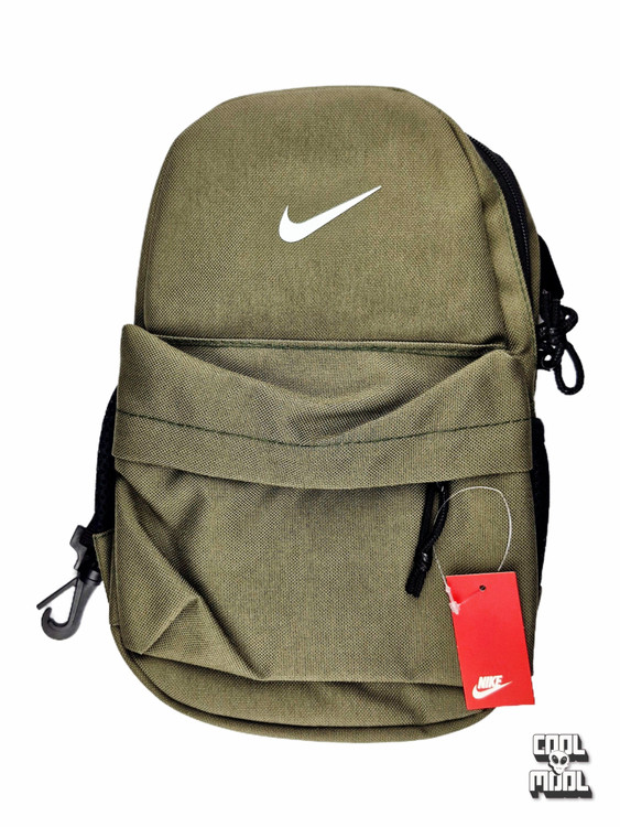 بادی بگ و کوله پشتی نایک سبز جلو