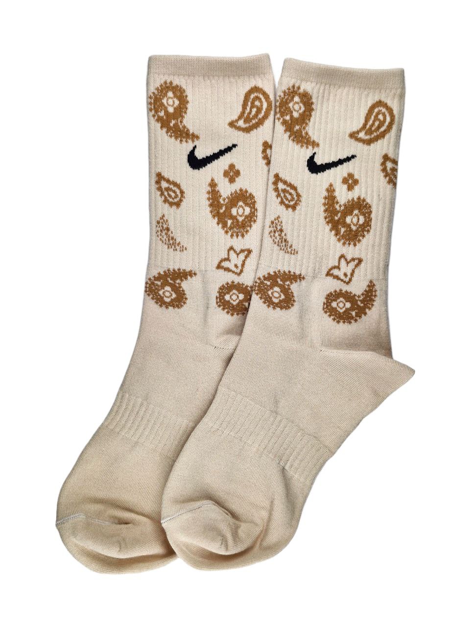 جوراب نخ پنبه نایک بته‌جقه کرم