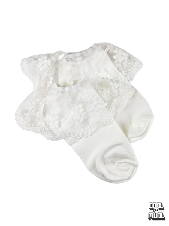 جوراب ساق کوتاه زنانه مجلسی لب توری (سفید یخچالی)