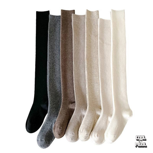 جوراب بالای زانو بافت کبریتی (Over Knee) وارداتی، نخی و ضد حساسیت – ترند محبوب امسال!