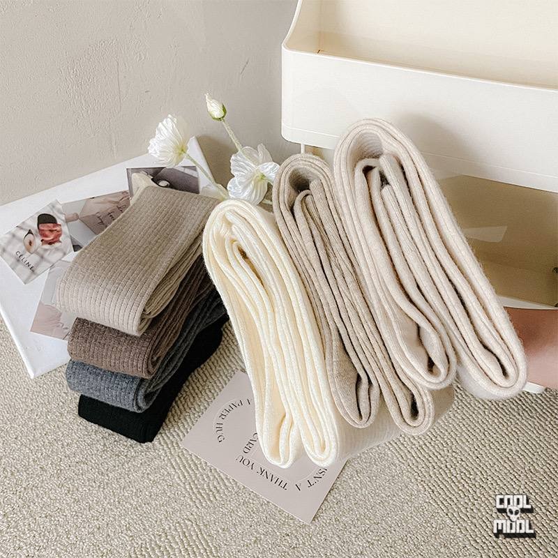 جوراب بالای زانو بافت کبریتی (Over Knee) وارداتی، نخی و ضد حساسیت – ترند محبوب امسال!