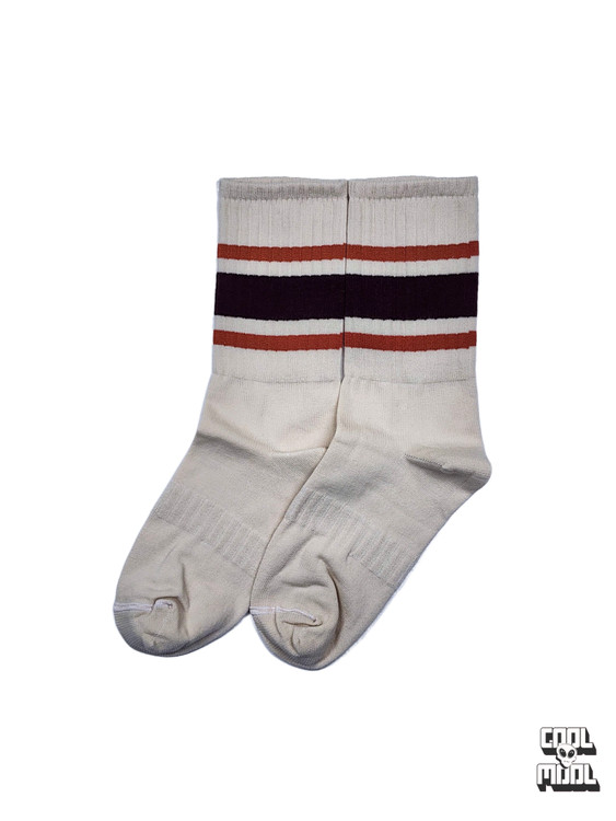 جوراب ساقدار راهراه کالج (Old School Stripe) | بافت نخپنبه، استایل وینتیج و راحتی ورزشی!